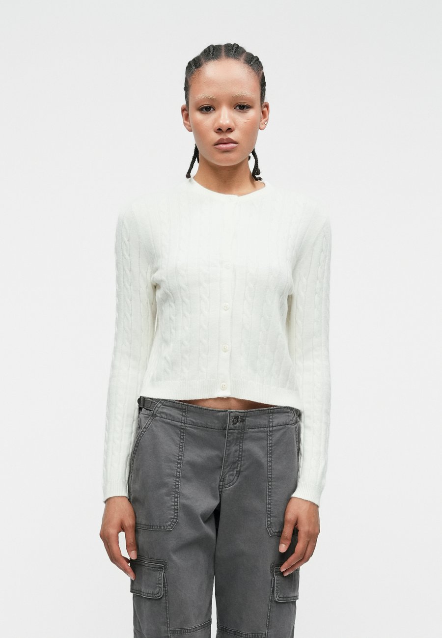 Кардиган ONLY ONLKATIA CABLE , Babys Breath /Beige
Кардиган ONLY ONLKATIA CABLE , Babys Breath /Beige