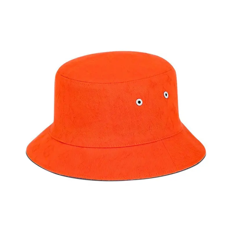 LOUIS VUITTON Боб с монограммой деним, Double-Sided Solid Color
LOUIS VUITTON Боб с монограммой деним, Double-Sided Solid Color