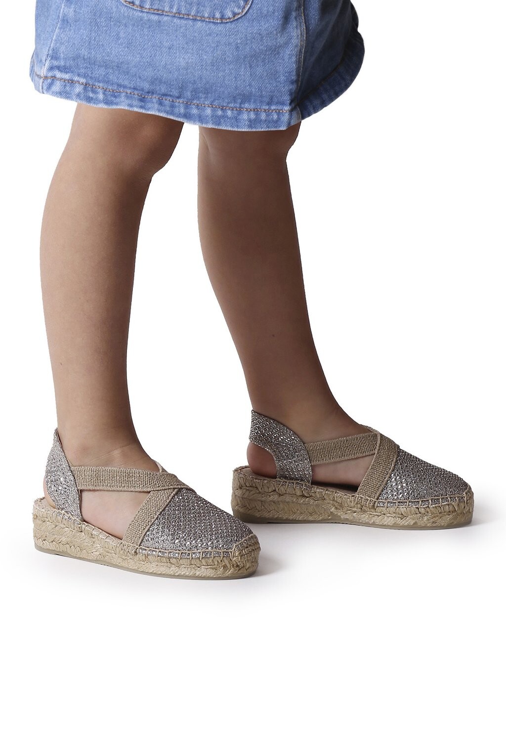 Босоножки на танкетке EDITA Toni Pons, цвет platinum
Босоножки на танкетке EDITA Toni Pons, цвет platinum