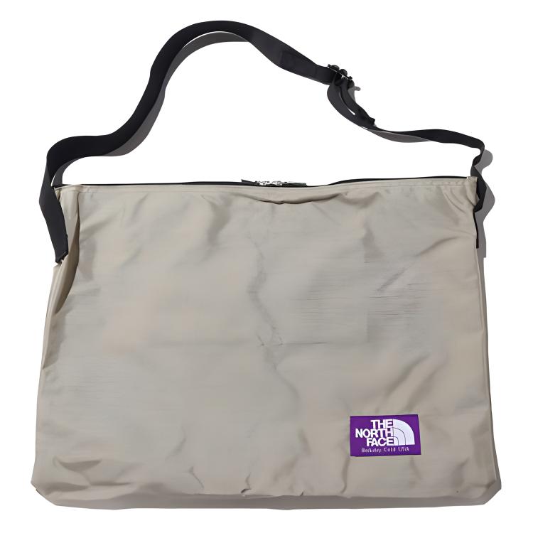 THE NORTH FACE PURPLE LABEL Нейлоновая сумка для активного отдыха бежевая унисекс, Beige
THE NORTH FACE PURPLE LABEL Нейлоновая сумка для активного отдыха бежевая унисекс, Beige