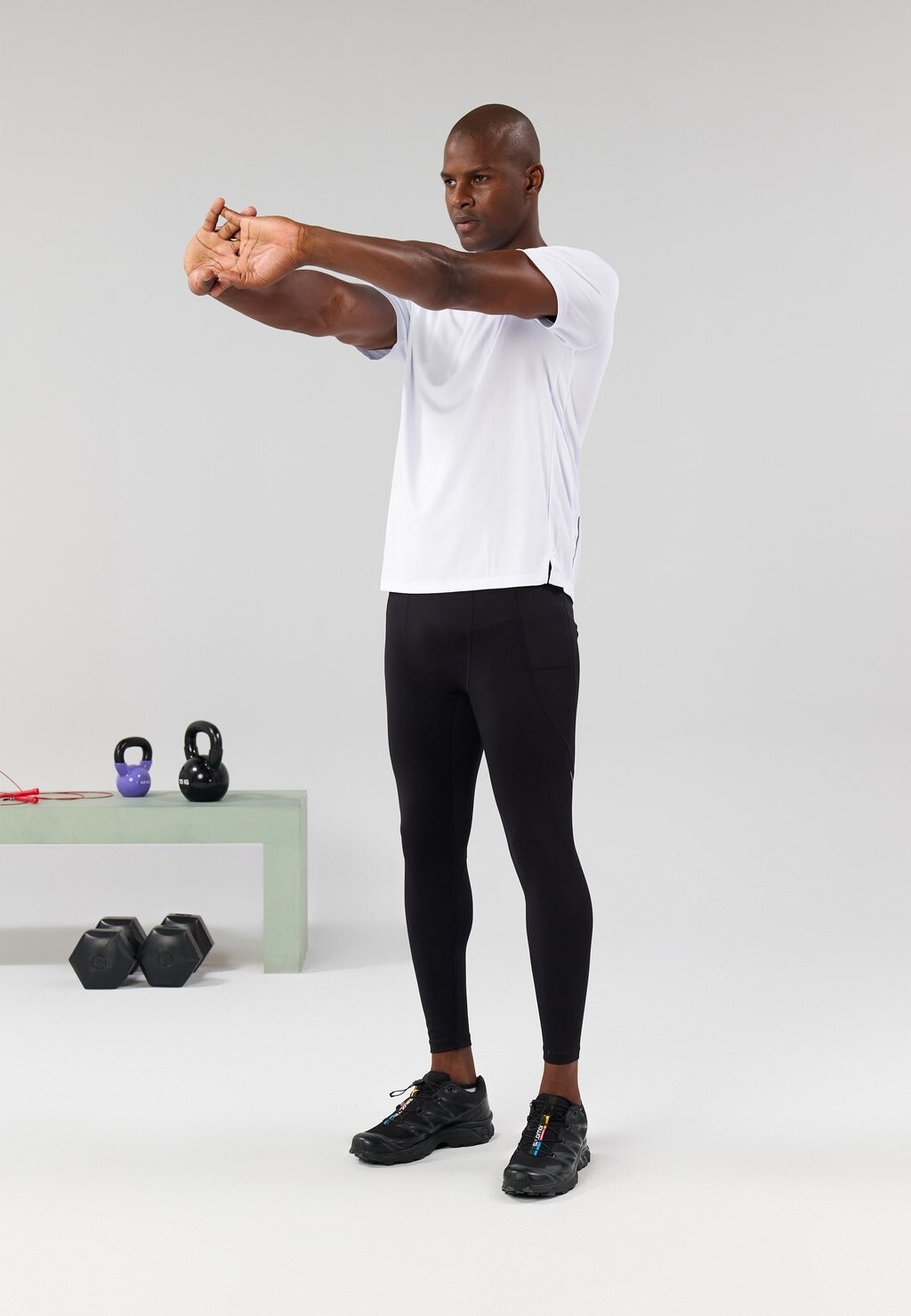 НАБОР 2 – базовая футболка Pier One Sport, черный/белый
НАБОР 2 – базовая футболка Pier One Sport, черный/белый