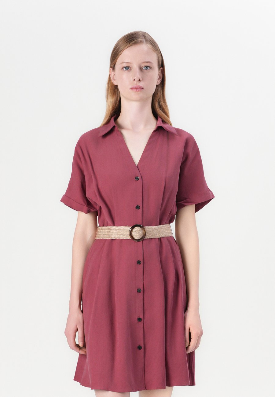 Платье ONLY ONLNICA LIFE BELT DRESS, Ruby Wine/Red
Платье ONLY ONLNICA LIFE BELT DRESS, Ruby Wine/Red