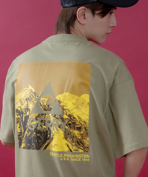 Футболка с коротким рукавом, принтом на спине и вышивкой GERRY, цвет хаки
Футболка с коротким рукавом, принтом на спине и вышивкой GERRY, цвет хаки