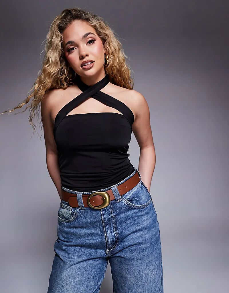 Облегающий топ с халтернеем черного цвета River Island
Облегающий топ с халтернеем черного цвета River Island