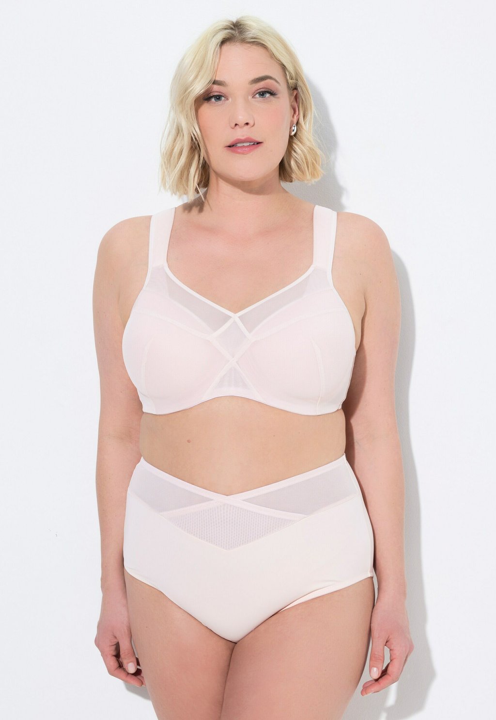 Бюстгальтер на косточках SOFTSCHALE Ulla Popken, светло-розовый 
Бюстгальтер на косточках SOFTSCHALE Ulla Popken, светло-розовый