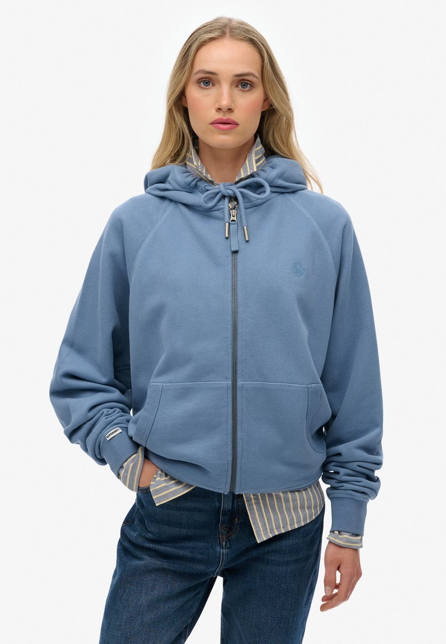 Толстовка Superdry & Co STUDIOS RELAXED HOODIE, Tidal Blue/Light Blue, Синий, Толстовка Superdry & Co STUDIOS RELAXED HOODIE, Tidal Blue/Light Blue
Толстовка Superdry & Co STUDIOS RELAXED HOODIE, Tidal Blue/Light Blue, Синий, Толстовка Superdry & Co STUDIOS RELAXED HOODIE, Tidal Blue/Light Blue