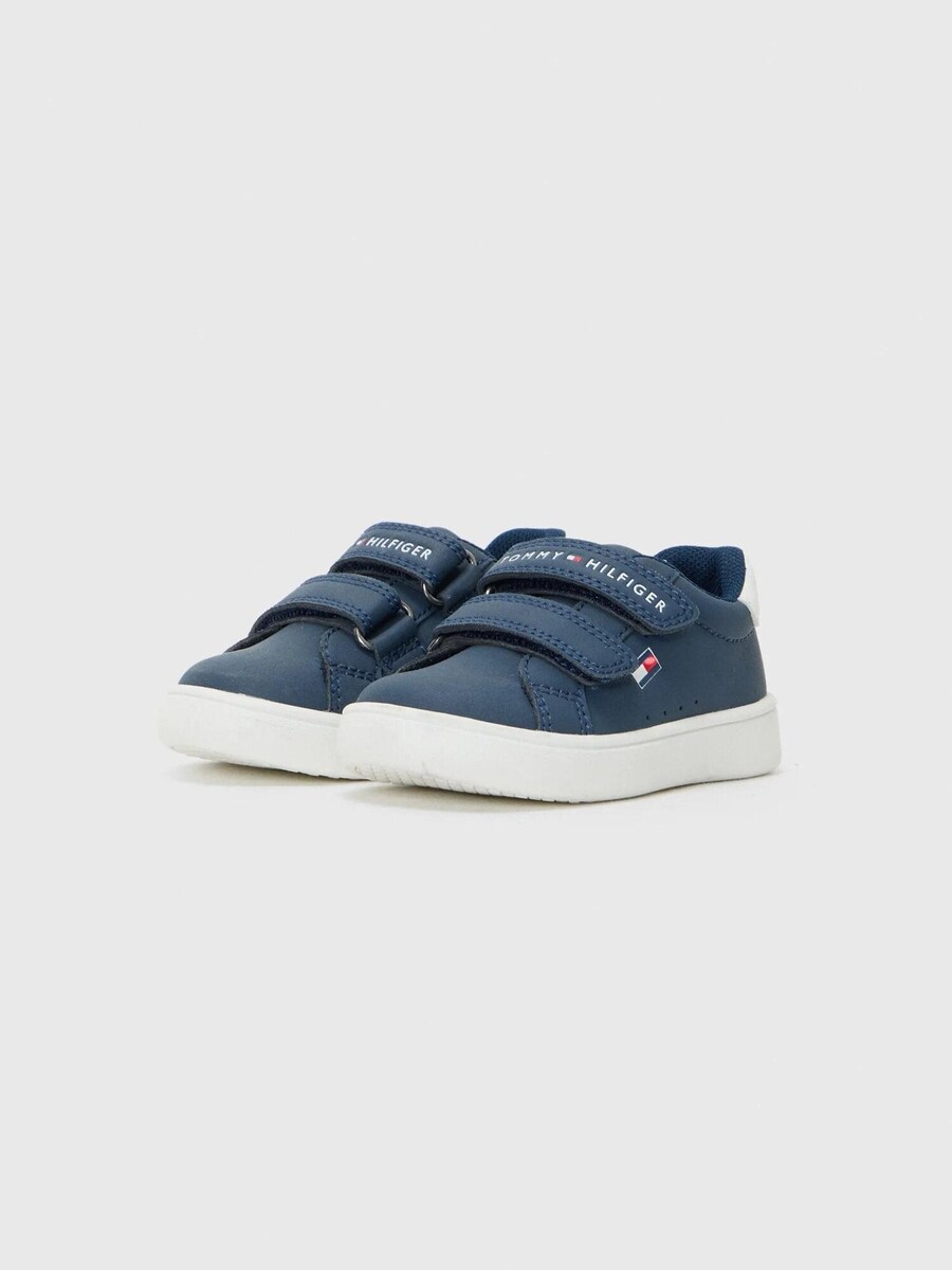 Кроссовки TOMMY HILFIGER Tommy, темно-синий
Кроссовки TOMMY HILFIGER Tommy, темно-синий