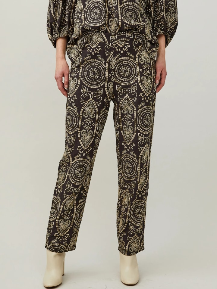 Odd Molly Брюки Гейл в глубоком асфальте
Odd Molly Брюки Гейл в глубоком асфальте