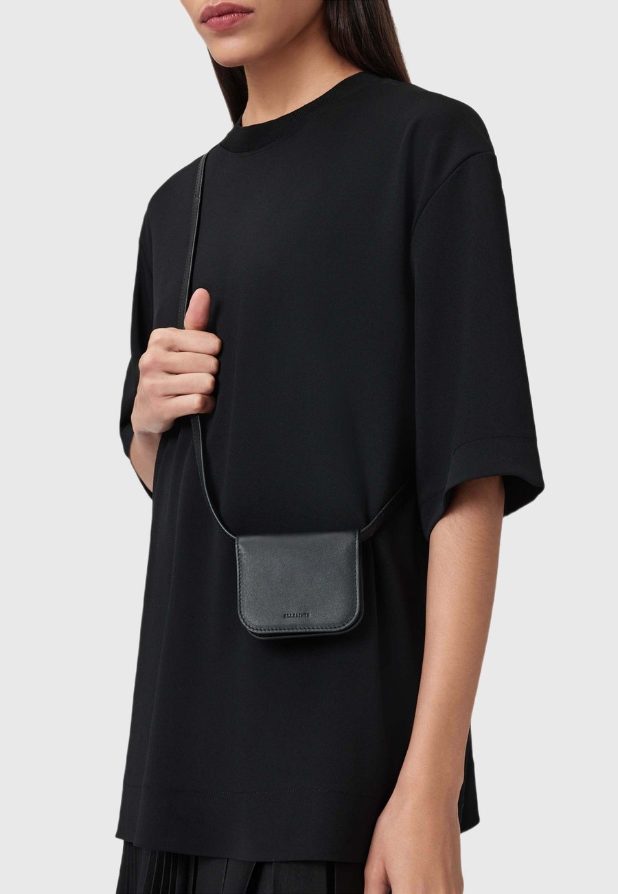 Сумка кросс-боди AllSaints MAEVE , Black
Сумка кросс-боди AllSaints MAEVE , Black