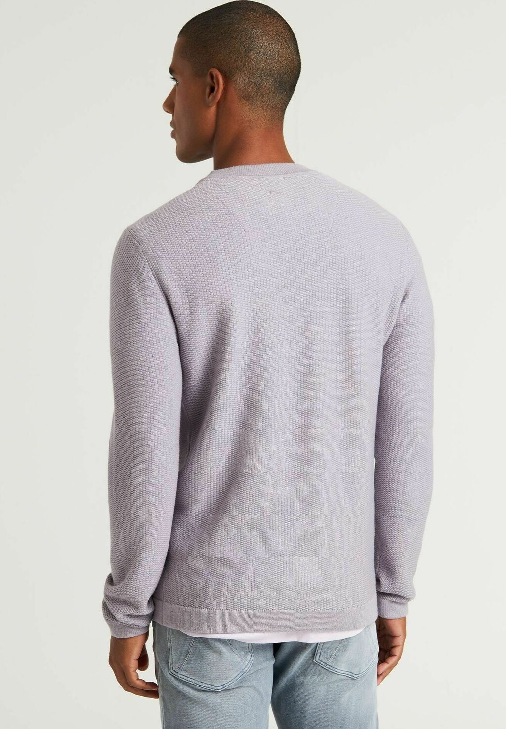 Джемпер ARMOR CHASIN', фиолетовый
Джемпер ARMOR CHASIN', фиолетовый