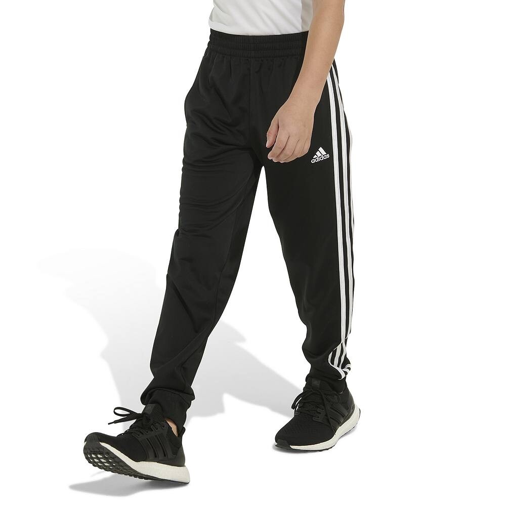 Брюки adidas Tricot Jogger для мальчиков 8–20 лет Adidas, черный
Брюки adidas Tricot Jogger для мальчиков 8–20 лет Adidas, черный