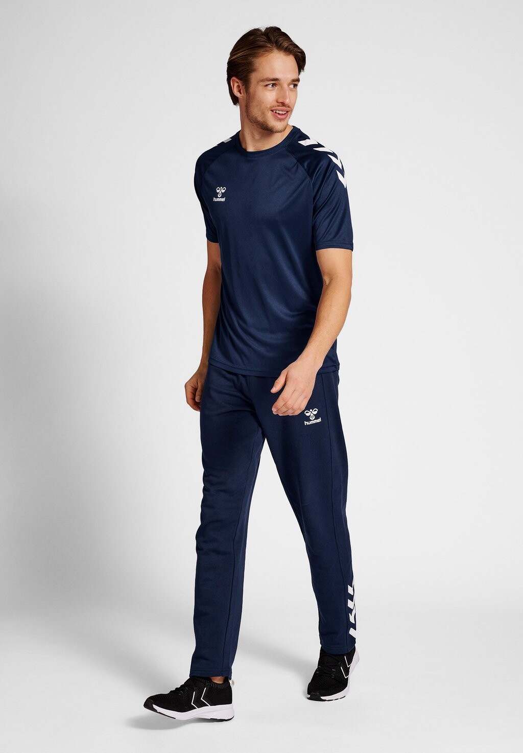 Футболка с принтом Hummel, синий
Футболка с принтом Hummel, синий