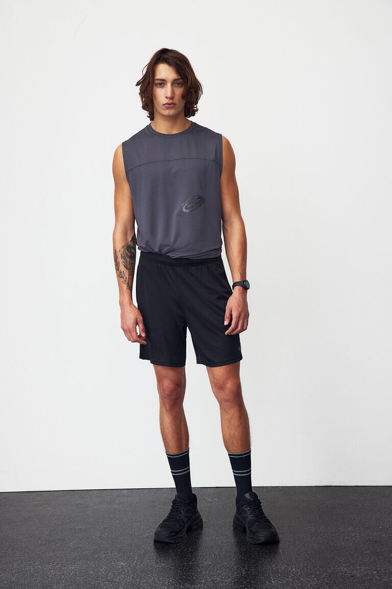 Спортивные шорты H&M, черный
Спортивные шорты H&M, черный