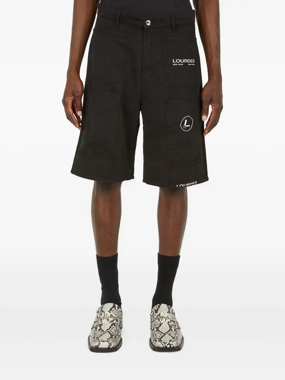 Шорты с накладными карманами Lourdes, черный
Шорты с накладными карманами Lourdes, черный