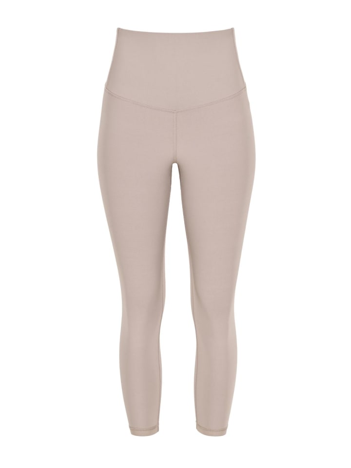 Winshape Функциональные комфортные леггинсы с высокой талией 7/8 (модель HWL317C) в цвете капучино
Winshape Функциональные комфортные леггинсы с высокой талией 7/8 (модель HWL317C) в цвете капучино