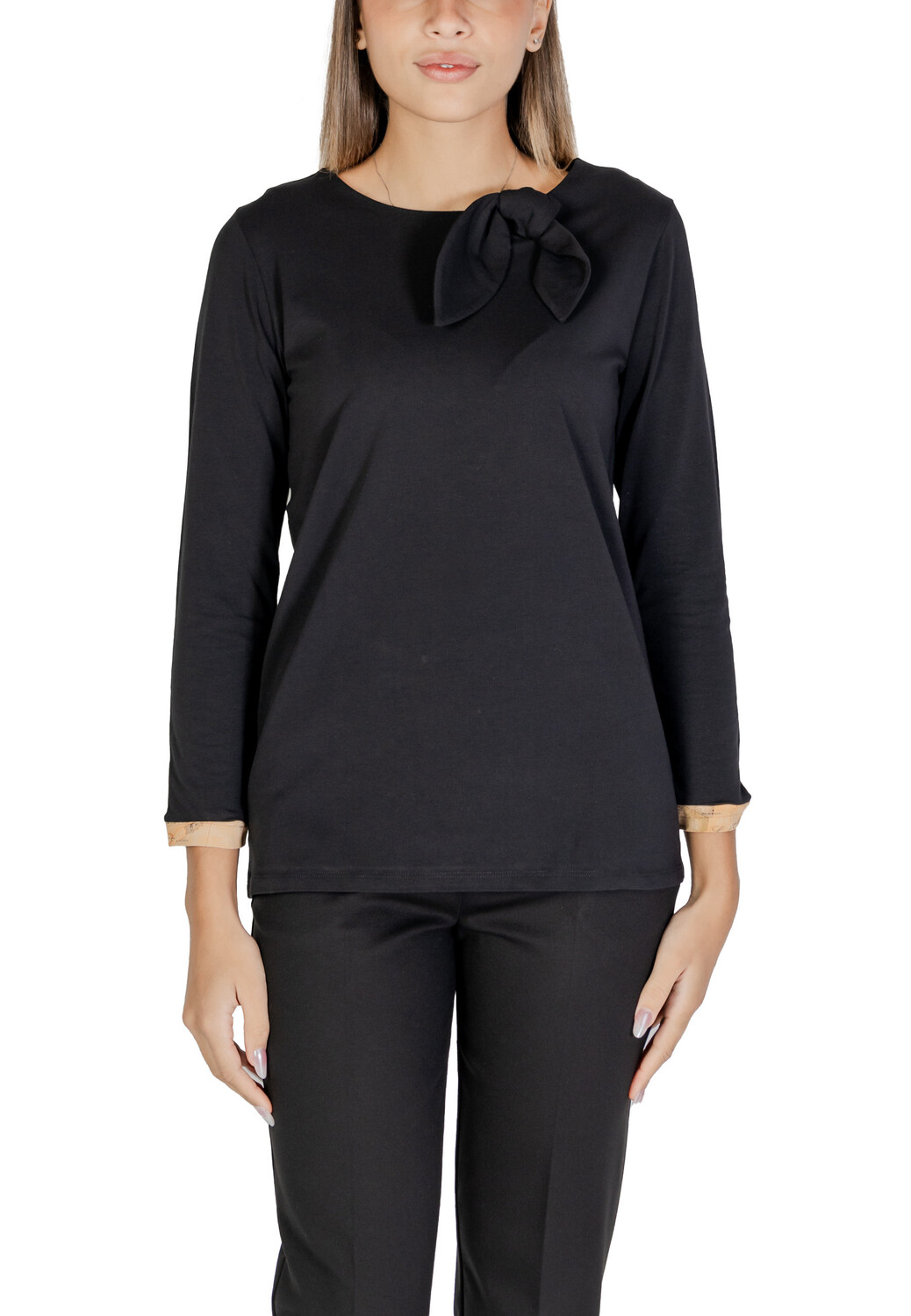 Джемпер Alviero Martini Prima Classe с бантом, черный
Джемпер Alviero Martini Prima Classe с бантом, черный