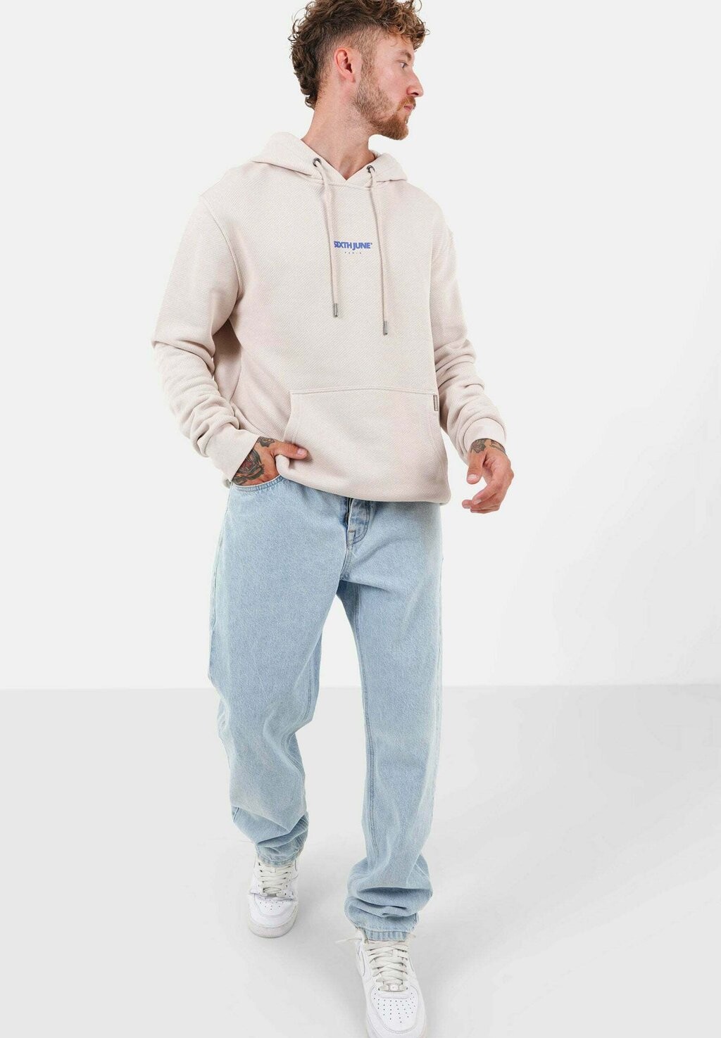 Толстовка с капюшоном AZULEJOS Sixth June, бежевый
Толстовка с капюшоном AZULEJOS Sixth June, бежевый