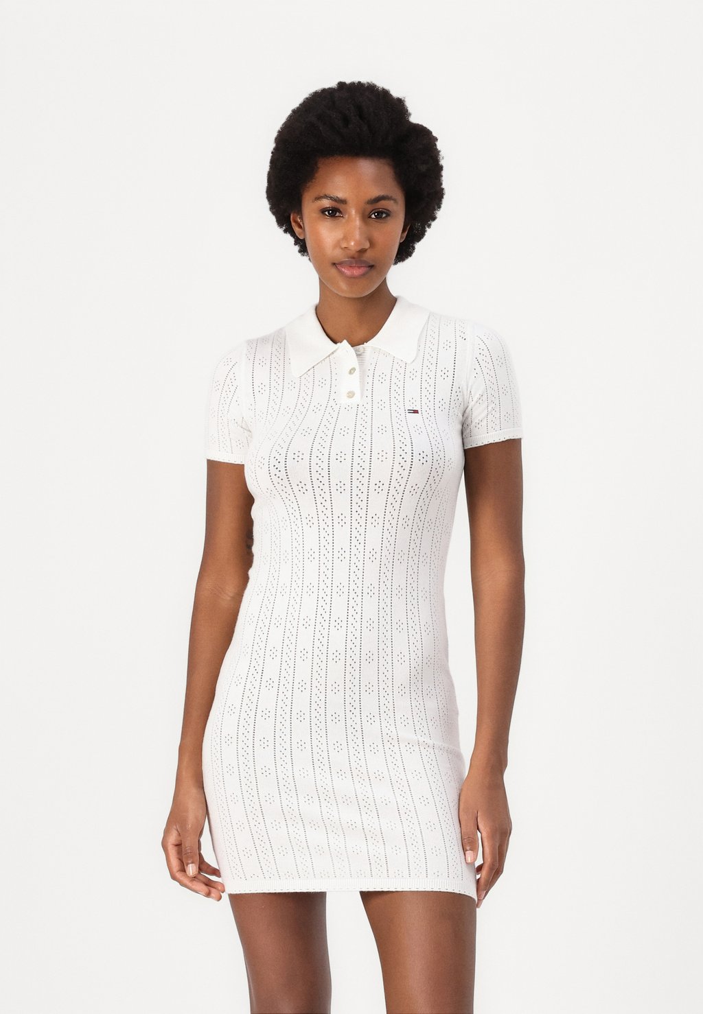 Повседневное платье POINTELLE DRESS Tommy Jeans, кремовый 
Повседневное платье POINTELLE DRESS Tommy Jeans, кремовый