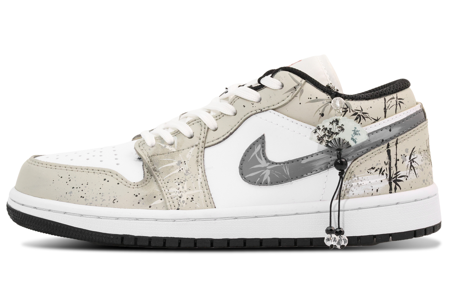 Кроссовки Air 1 Low top Vintage Basketball Shoes Unisex Jordan, белый
Кроссовки Air 1 Low top Vintage Basketball Shoes Unisex Jordan, белый