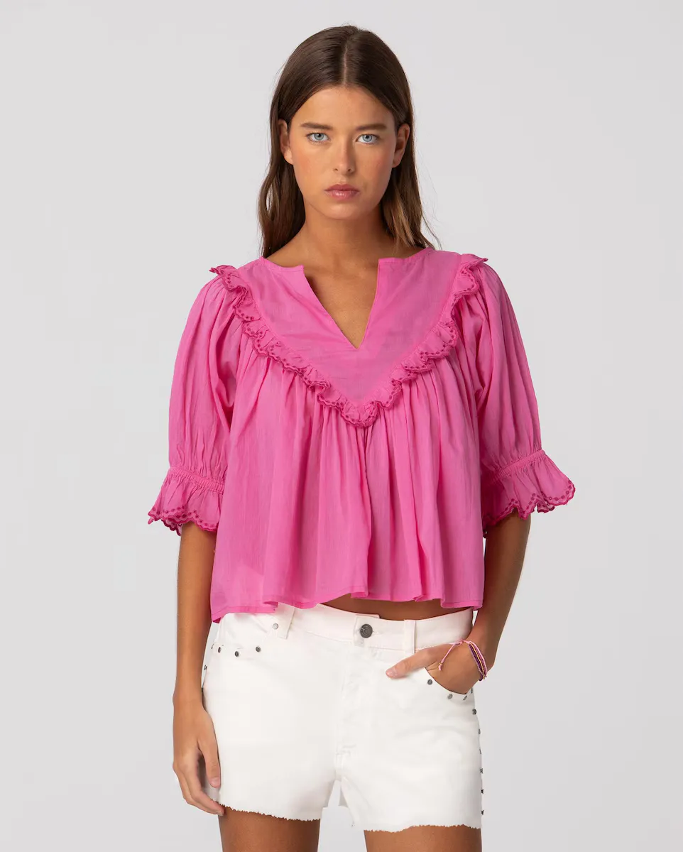 Женская блуза с V-образным вырезом и присборенными рукавами три четверти Noon, фуксия
Женская блуза с V-образным вырезом и присборенными рукавами три четверти Noon, фуксия