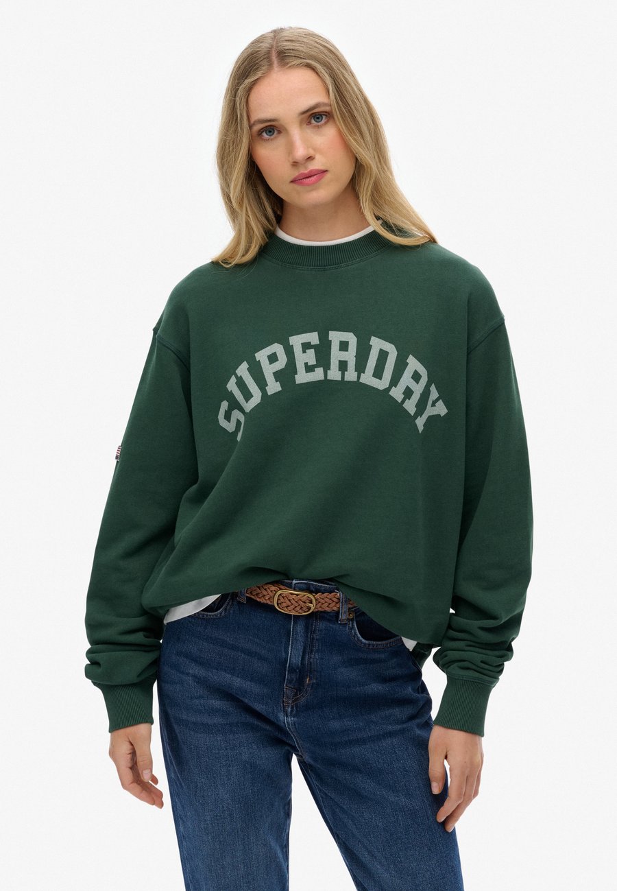 Толстовка Superdry & Co CREW , Enamel Green/Green, Зеленый, Толстовка Superdry & Co CREW , Enamel Green/Green
Толстовка Superdry & Co CREW , Enamel Green/Green, Зеленый, Толстовка Superdry & Co CREW , Enamel Green/Green
