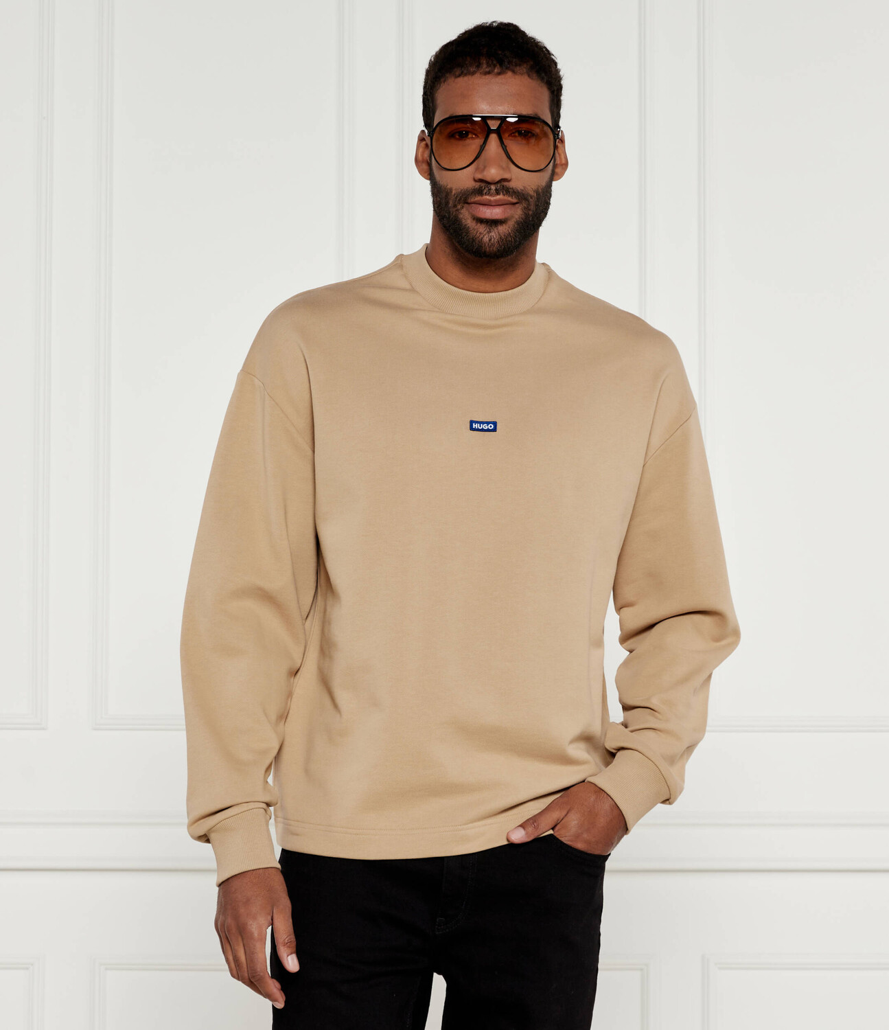 Толстовка Hugo Blue Nedro Loose fit, бежевый 
Толстовка Hugo Blue Nedro Loose fit, бежевый