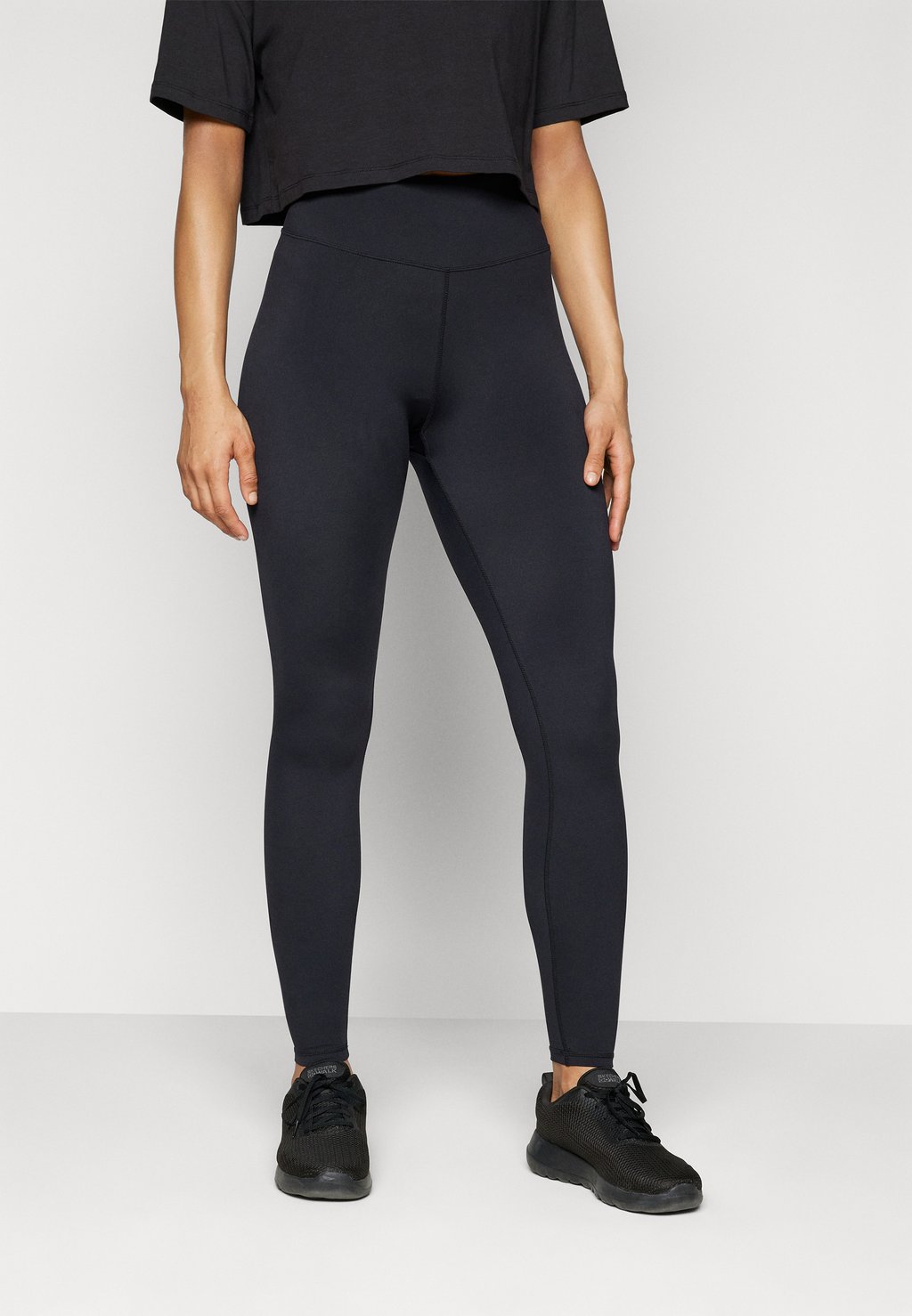 Леггинсы LEGGINGS Stronger, черный
Леггинсы LEGGINGS Stronger, черный