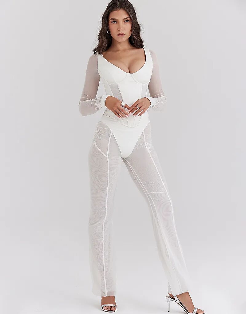 Корсет House of CB Araminta с длинными рукавами, белый цвет
Корсет House of CB Araminta с длинными рукавами, белый цвет