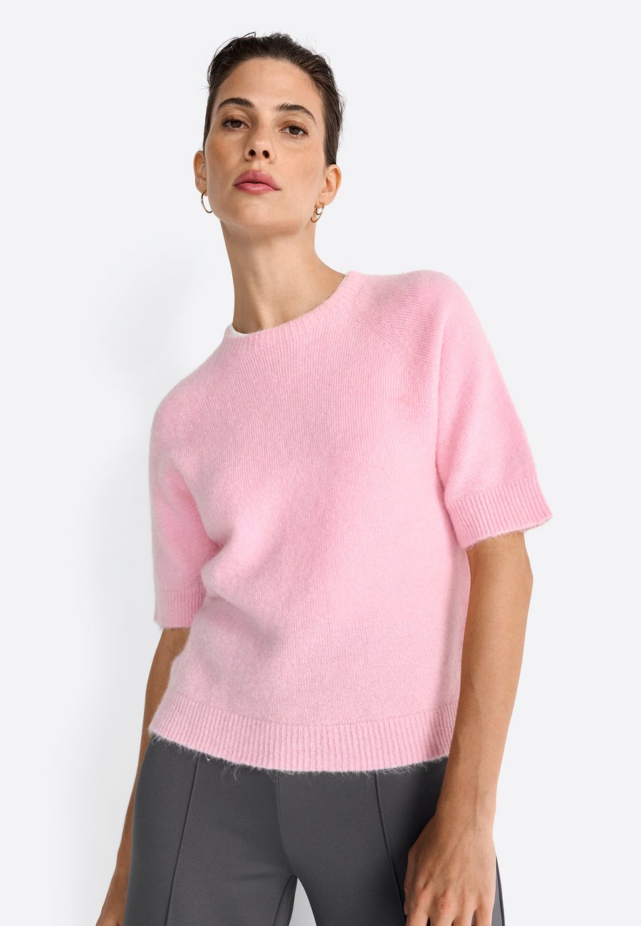 Футболка Rich & Royal Basic T-shirt, Rosewater/Light Pink
Футболка Rich & Royal Basic T-shirt, Rosewater/Light Pink