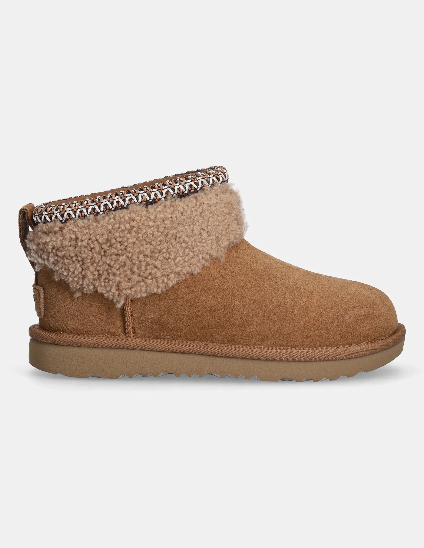 Зимние замшевые угги для мальчиков KIDS CLASSIC ULTRA MINI MAXI CURLY Ugg, коричневый
Зимние замшевые угги для мальчиков KIDS CLASSIC ULTRA MINI MAXI CURLY Ugg, коричневый