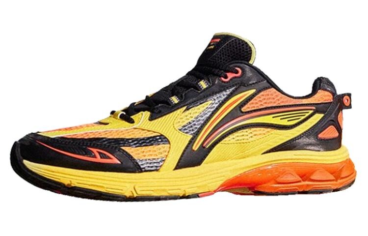 Кроссовки для бега Shake 2.0 мужские с низким верхом кремово-оранжевого цвета Lining
Кроссовки для бега Shake 2.0 мужские с низким верхом кремово-оранжевого цвета Lining