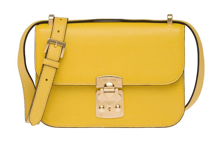 MIU MIU Мягкая овчинная кожаная сумка через плечо
MIU MIU Мягкая овчинная кожаная сумка через плечо