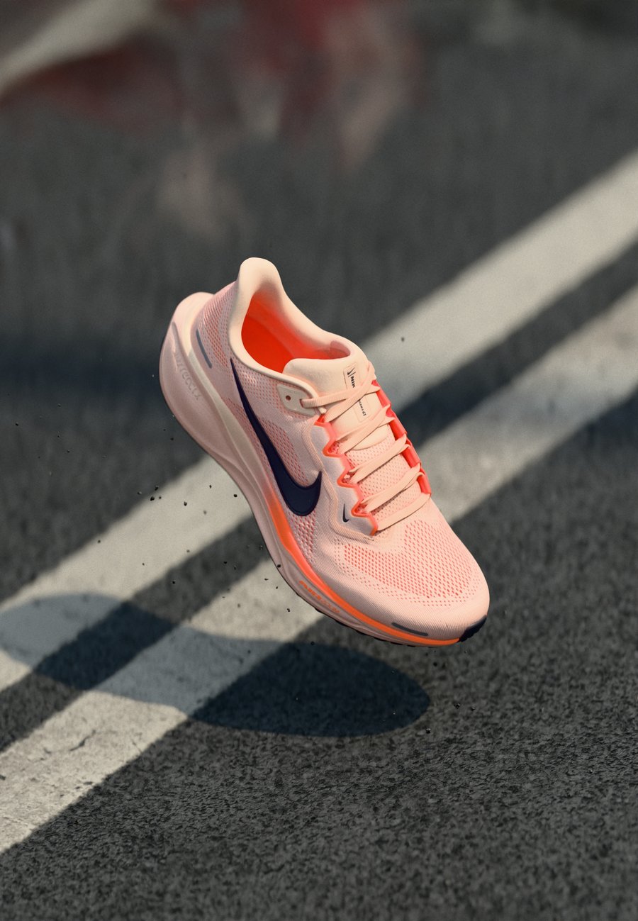 Кроссовки Nike Performance AIR ZOOM PEGASUS 41, Crimson Tint/Gridiron/Washed Coral/Total Orange/Red
Кроссовки Nike Performance AIR ZOOM PEGASUS 41, Crimson Tint/Gridiron/Washed Coral/Total Orange/Red