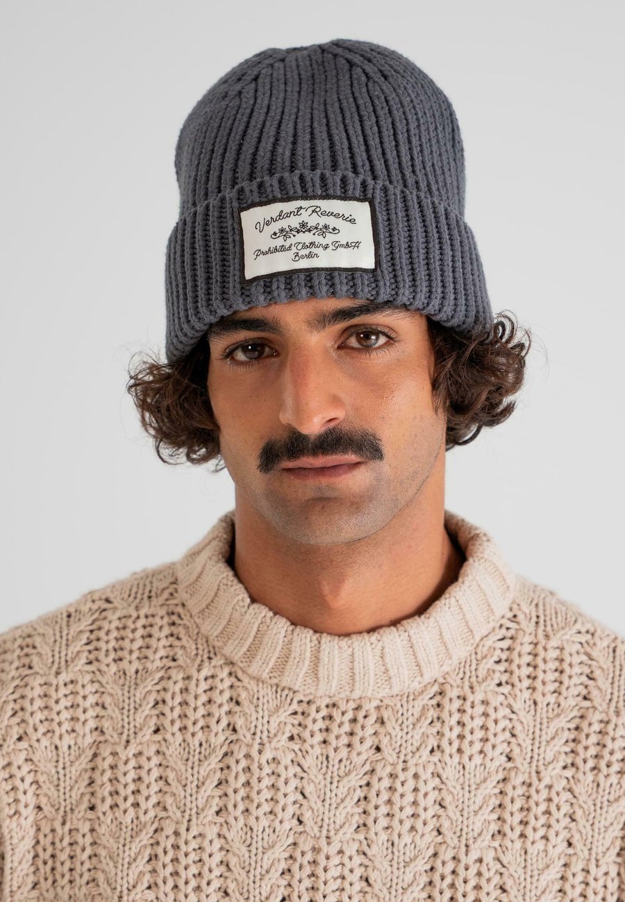 Шапка PROHIBITED VERDANT REVERIE , Dark Grey/Grey
Шапка PROHIBITED VERDANT REVERIE , Dark Grey/Grey