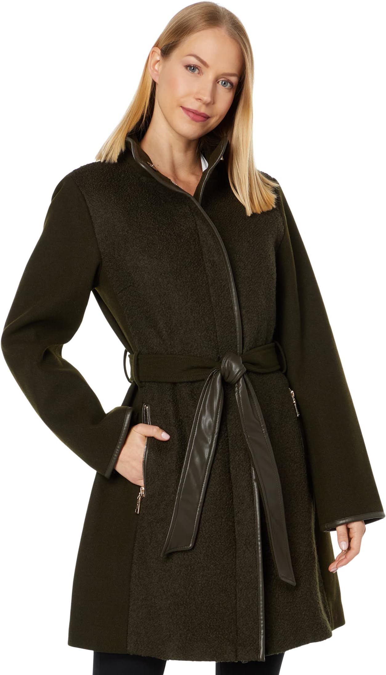 Пальто Vince Camuto Belted Wool Coat with High Neck and PU Trim V29777A-ME, цвет Loden
Пальто Vince Camuto Belted Wool Coat with High Neck and PU Trim V29777A-ME, цвет Loden