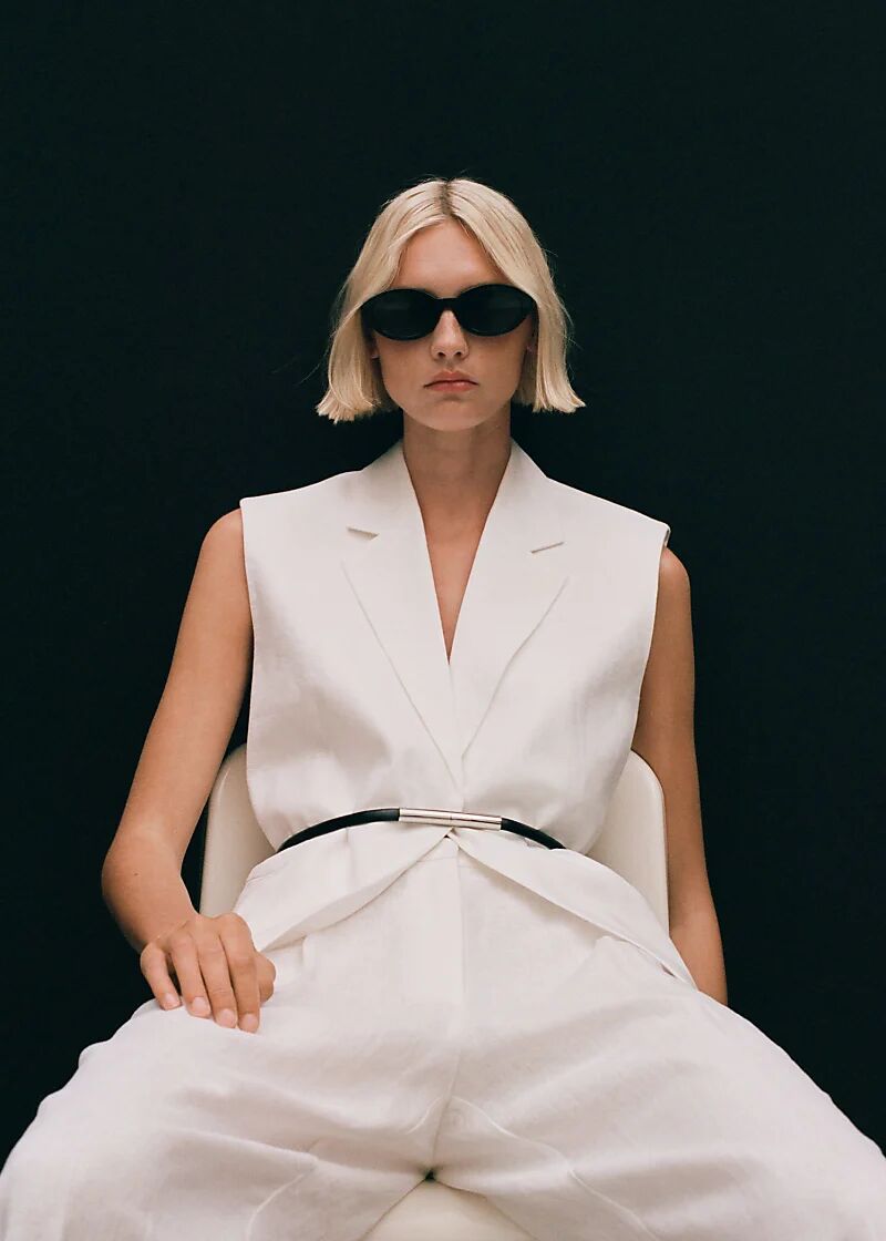 Прямые брюки Mango из 100% льна белого цвета
Прямые брюки Mango из 100% льна белого цвета