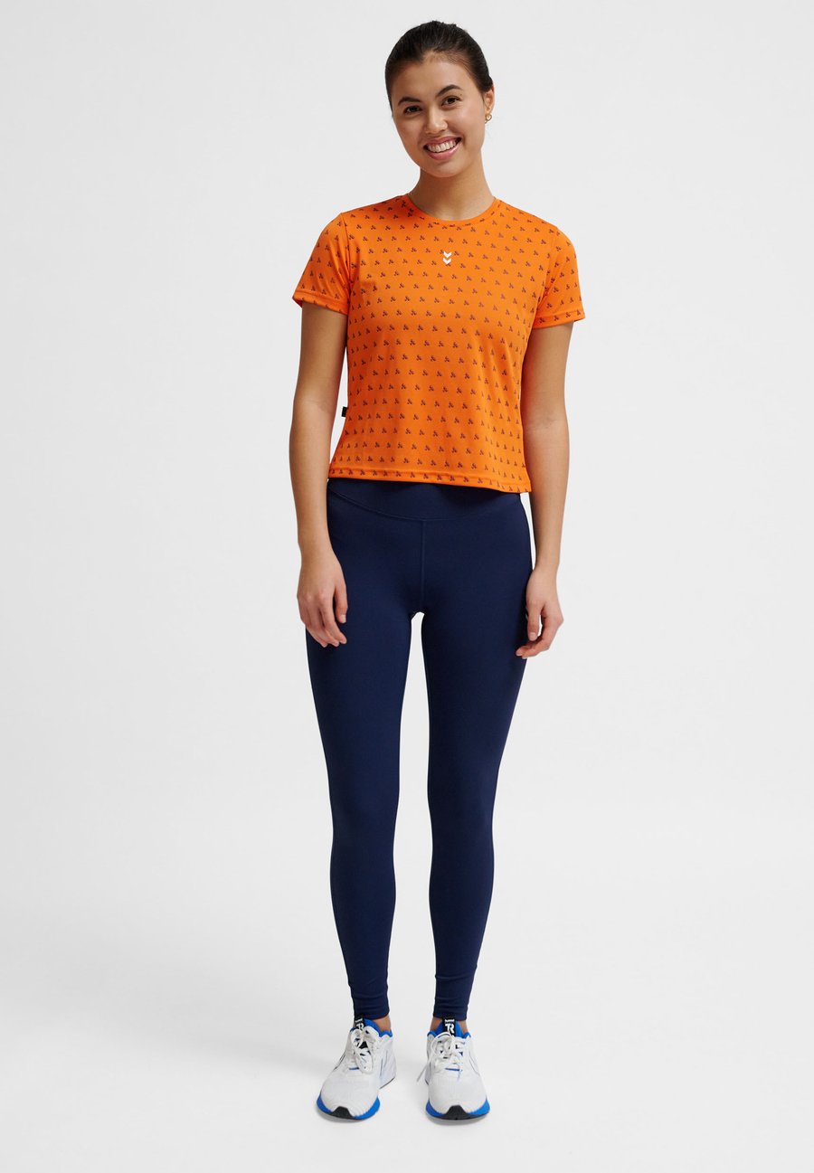Футболка Hummel FAST WORKOUT, Dusty Orange/Orange, Оранжевый, Футболка Hummel FAST WORKOUT, Dusty Orange/Orange
Футболка Hummel FAST WORKOUT, Dusty Orange/Orange, Оранжевый, Футболка Hummel FAST WORKOUT, Dusty Orange/Orange
