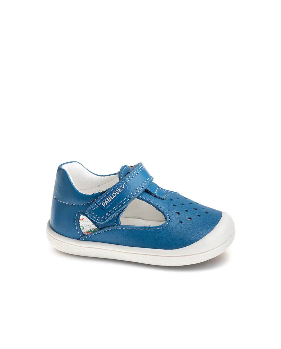 Детские кожаные сандалии с клейкой застежкой Pablosky, синий
Детские кожаные сандалии с клейкой застежкой Pablosky, синий