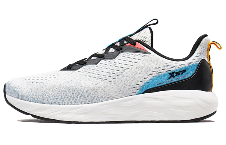 Кроссовки мужские низкие белые/черные Xtep
Кроссовки мужские низкие белые/черные Xtep