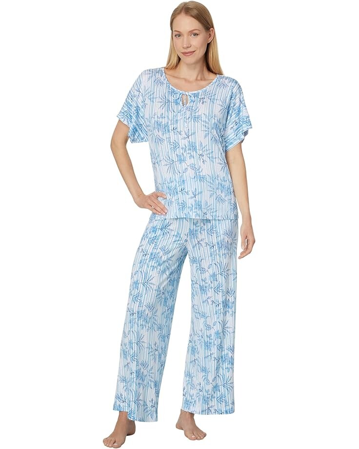 Пижама Tommy Bahama Ankle PJ Set, цвет Navy Floral
Пижама Tommy Bahama Ankle PJ Set, цвет Navy Floral