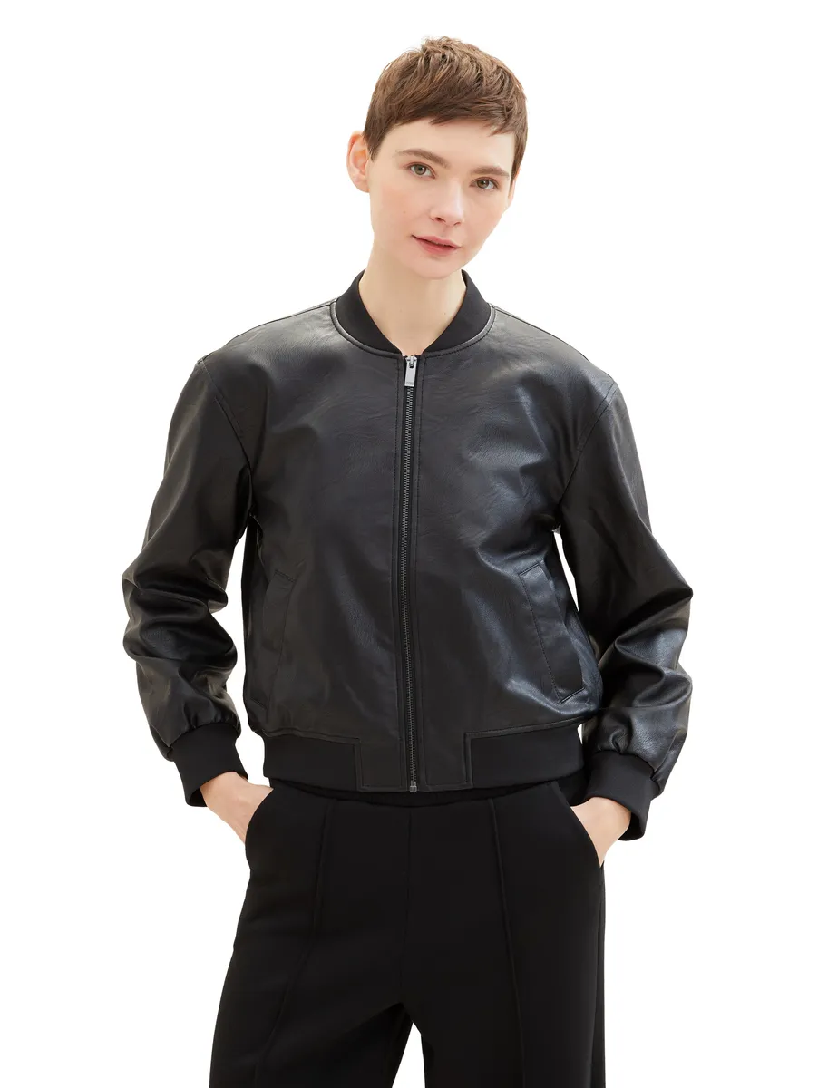 Джинсовая блузка TOM TAILOR, без капюшона, бомбер из искусственной кожи и с боковыми карманами Tom Tailor Denim, черный
Джинсовая блузка TOM TAILOR, без капюшона, бомбер из искусственной кожи и с боковыми карманами Tom Tailor Denim, черный