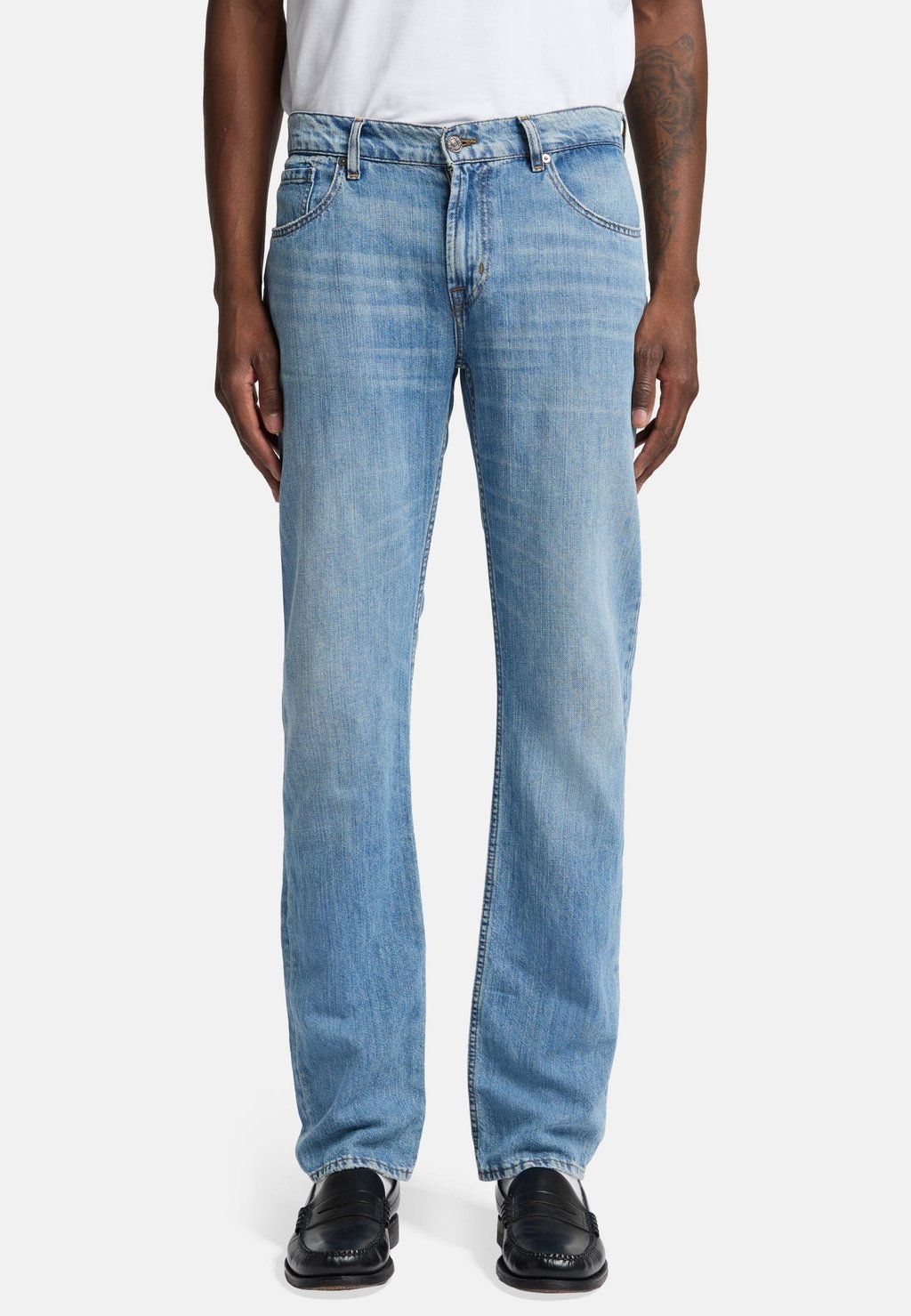 Джинсы прямого кроя 7 for all mankind, светло-голубой
Джинсы прямого кроя 7 for all mankind, светло-голубой