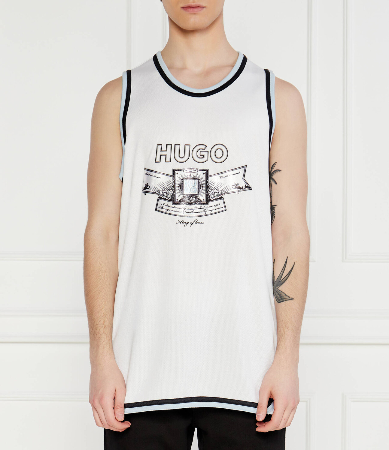 Футболка HUGO Regular Fit, белый
Футболка HUGO Regular Fit, белый