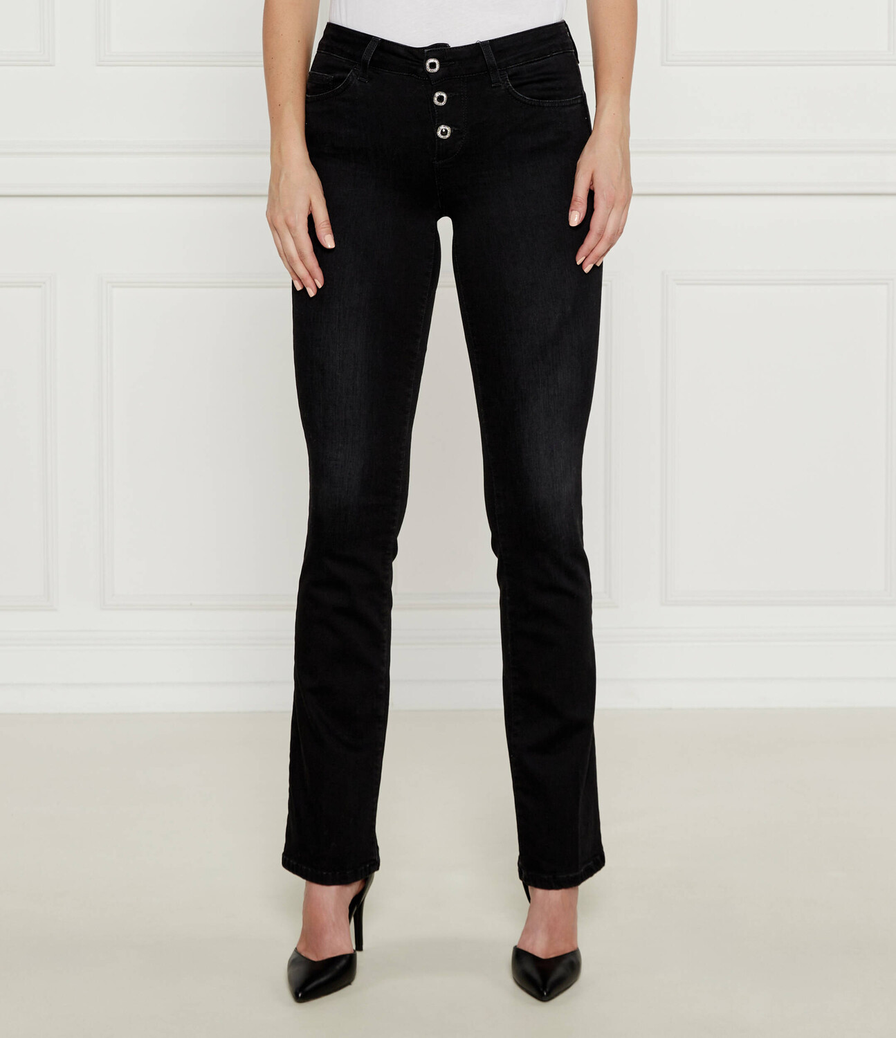 Джинсы Liu Jo flare fit, черный
Джинсы Liu Jo flare fit, черный