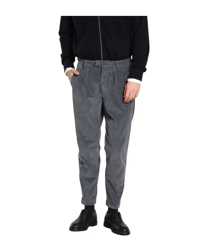 Темно-Серые вельветовые брюки морковного кроя Mason'S, серый
Темно-Серые вельветовые брюки морковного кроя Mason'S, серый