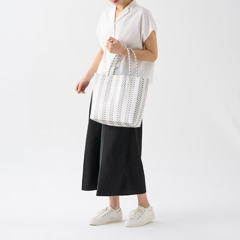 Сумка ручной вязки Muji, дымчато-розовые вертикальные полосы/маленькие
Сумка ручной вязки Muji, дымчато-розовые вертикальные полосы/маленькие