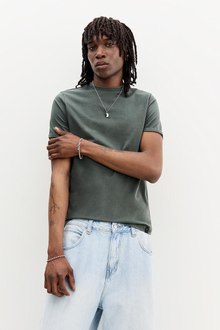 Базовая футболка для мышц Pull And Bear, зеленый
Базовая футболка для мышц Pull And Bear, зеленый