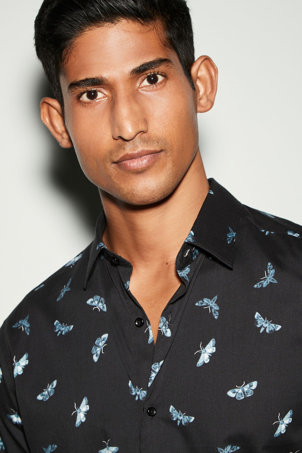 Рубашка классического кроя с принтом, длинными рукавами, одинарными манжетами, из 100% хлопка Next, черный
Рубашка классического кроя с принтом, длинными рукавами, одинарными манжетами, из 100% хлопка Next, черный