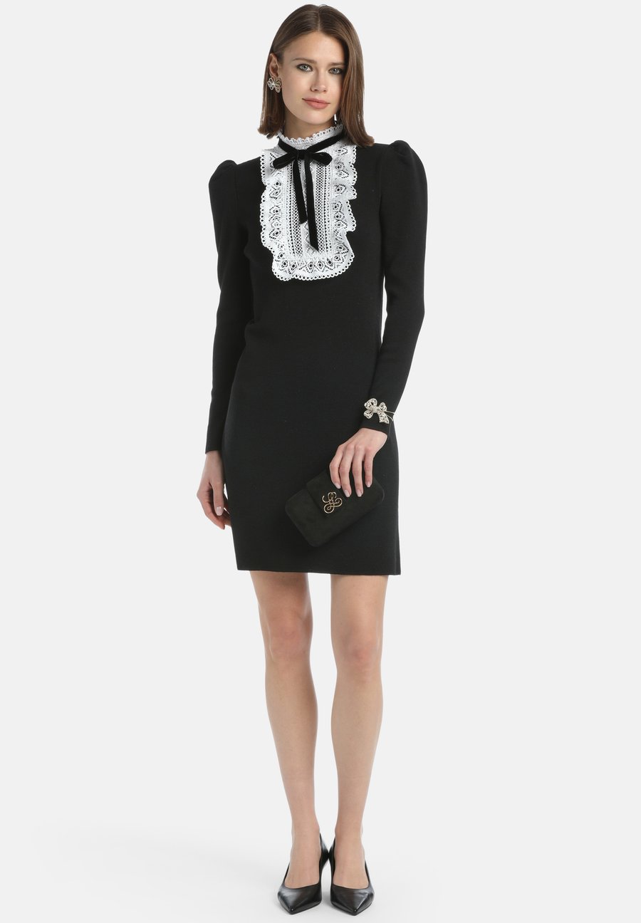 Платье Luisa Spagnoli MARIADELE, Nero/Black
Платье Luisa Spagnoli MARIADELE, Nero/Black