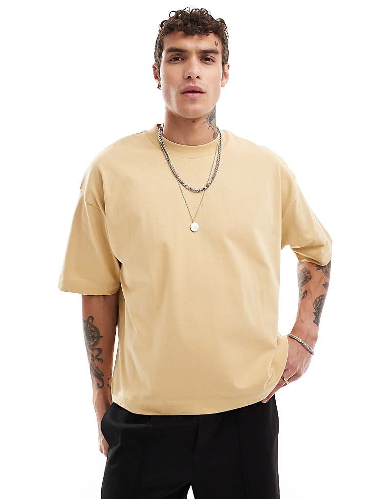 Бежевая базовая футболка свободного кроя ASOS DESIGN из плотной ткани плотностью 240 г/м²
Бежевая базовая футболка свободного кроя ASOS DESIGN из плотной ткани плотностью 240 г/м²